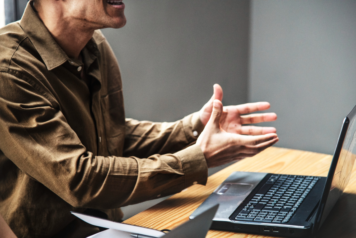como construir autoridade online